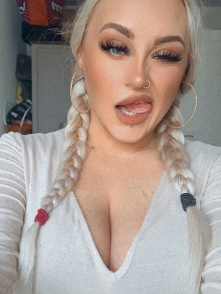 Emily Lily Anne OnlyFans – free nudes, naked, leaked