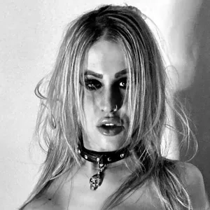 freeavrilvixxxen OnlyFans – free nudes, naked, leaked